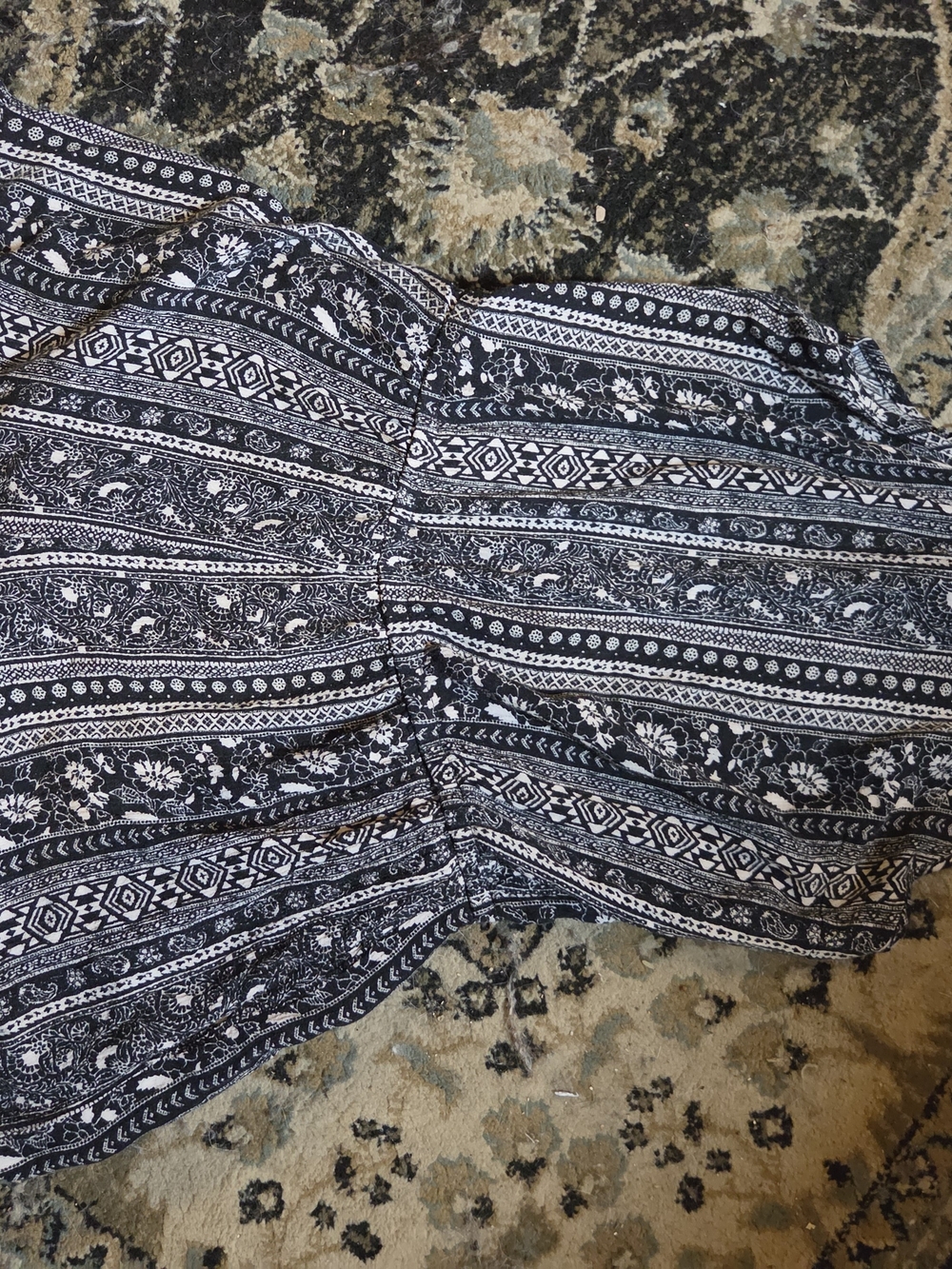 American Eagle Outfitters Black and White Printed Women’s Romper